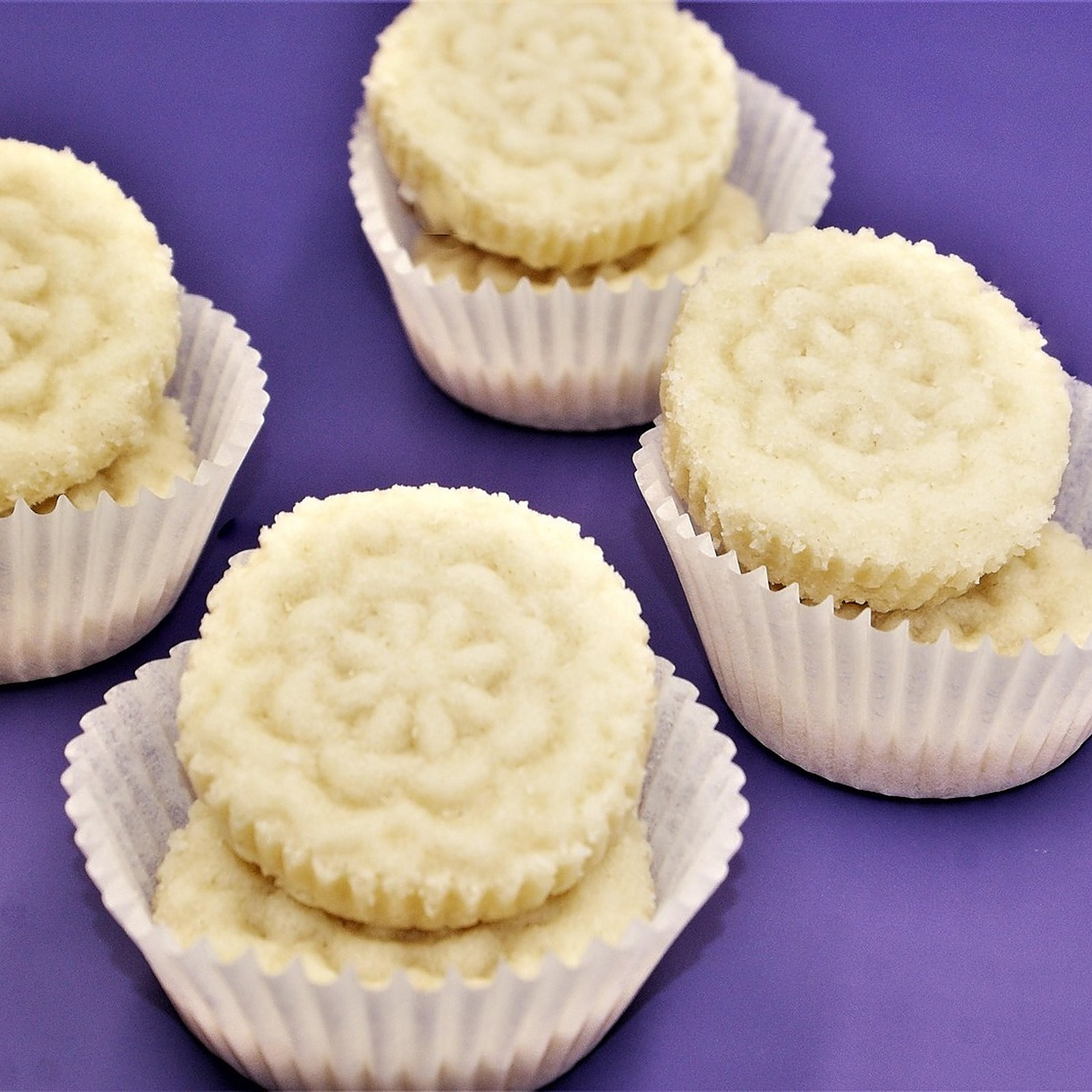 Jade & Jane Lemon Honey Shortbread Leafly