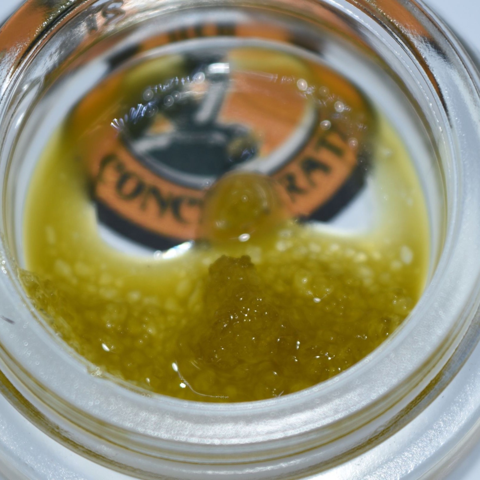 Kush Concentrates: Sour Flo Sauce (Sativa Hybrid) 