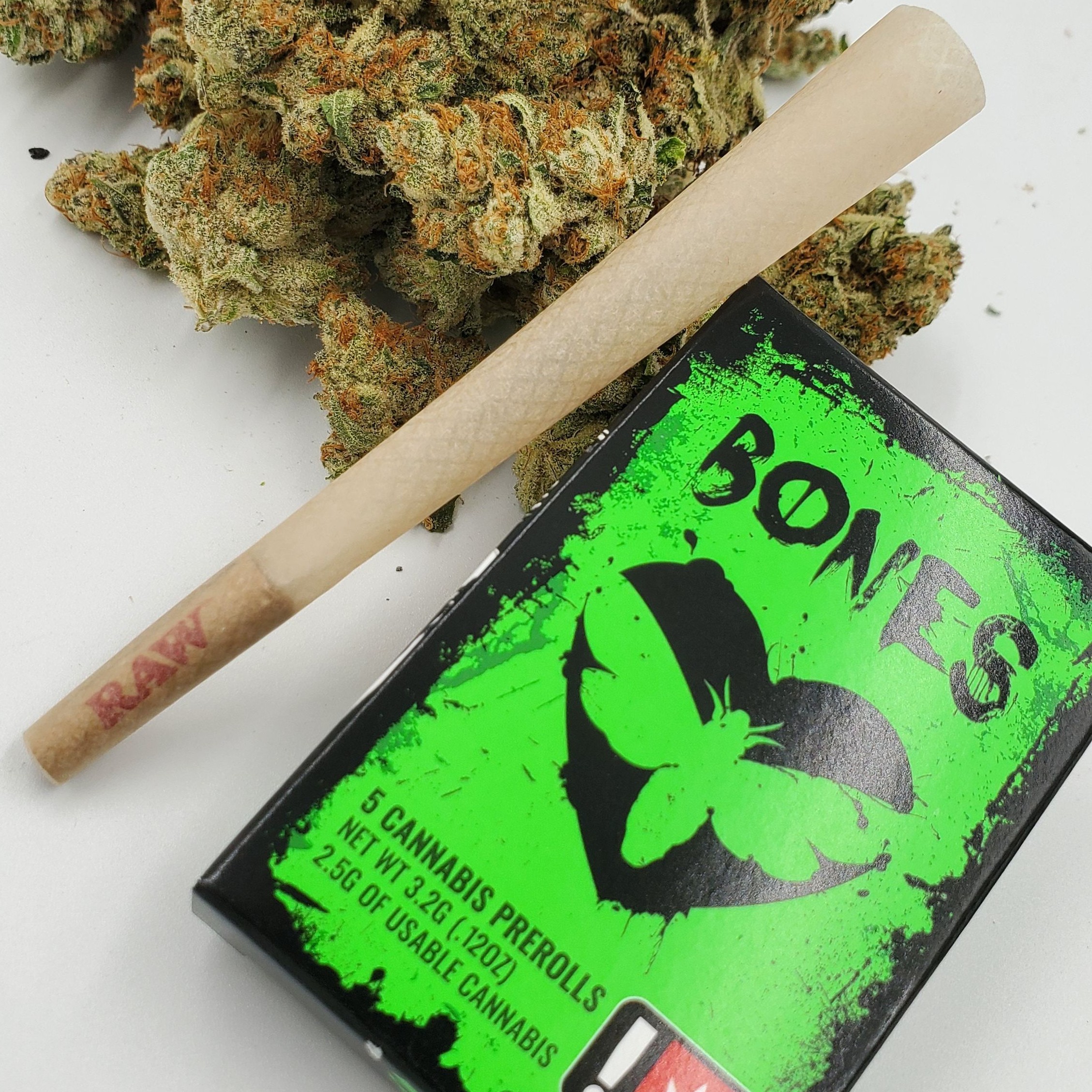 Forbidden Fruit Marijuana Strain Information - 4.6 stars from 777 reviews -  Leafly